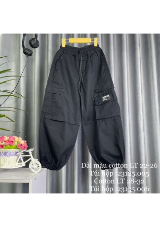 quần kaki túi hộp màu đen